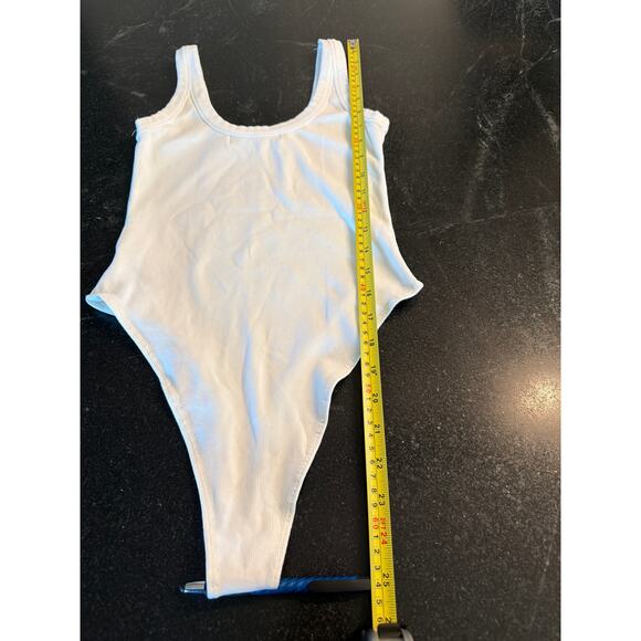 Lizette Collection white mini ribbed hi cut body suit LG - Picture 8 of 12